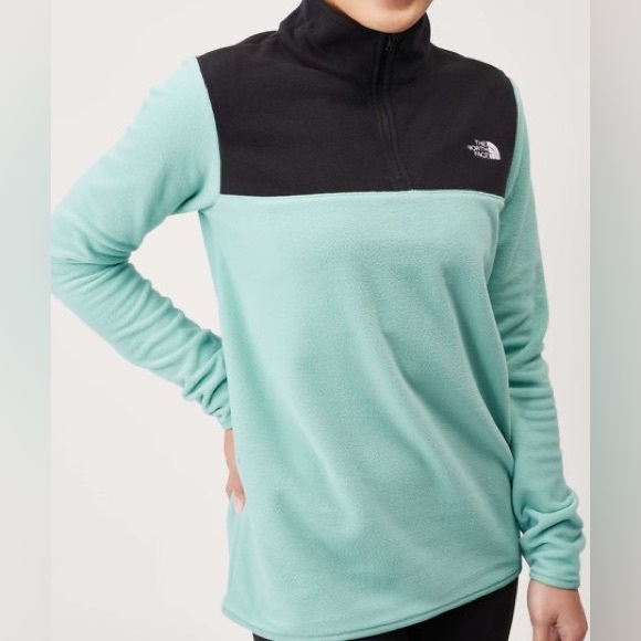 Like New The North Face Fleece Pullover XS - Picture 5 of 9